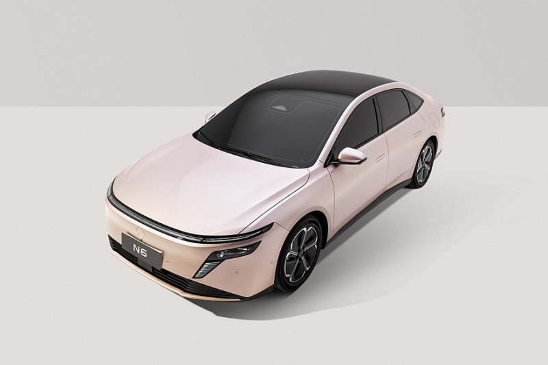 Новый седан Nissan N6 показали на официальных фото