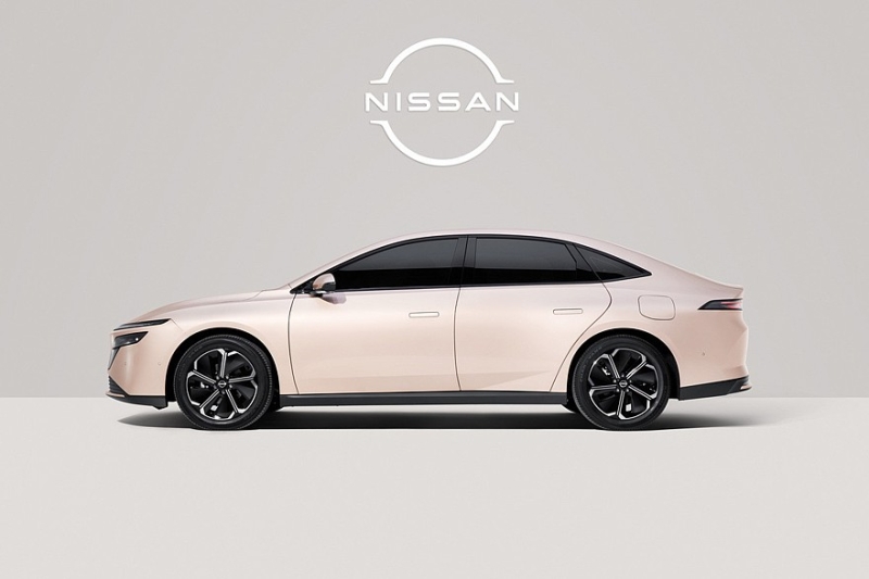 Новый седан Nissan N6 показали на официальных фото