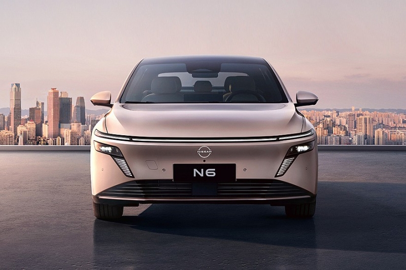 Новый седан Nissan N6 показали на официальных фото
