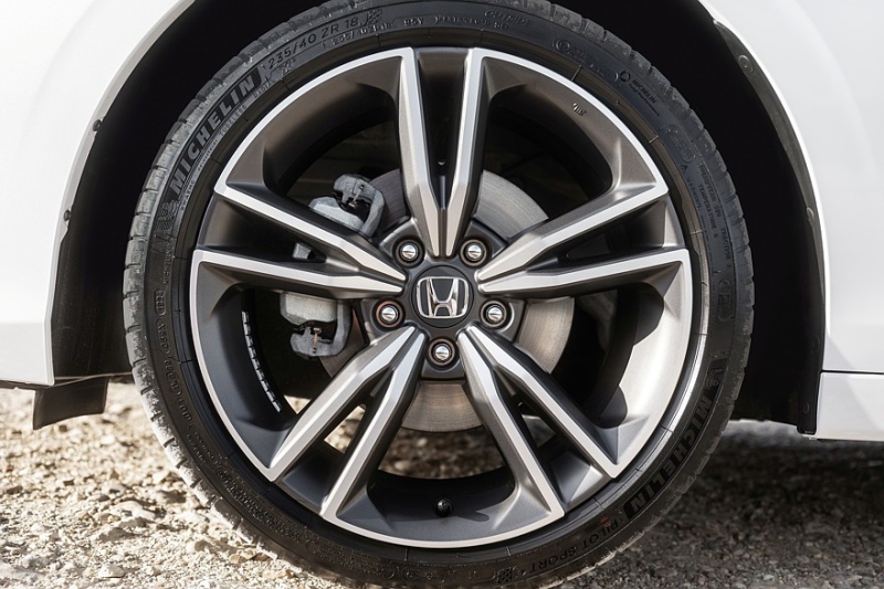 Обновлённый Honda Civic добрался до Европы на фоне падения продаж