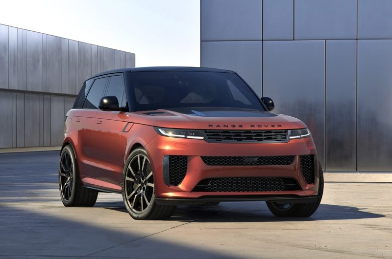 По цене суперкара: представлен самый дорогой в гамме Range Rover Sport SV Carbon