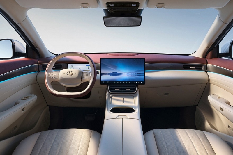 Представлен кроссовер Dongfeng Aeolus L8, его планируют привезти в Россию