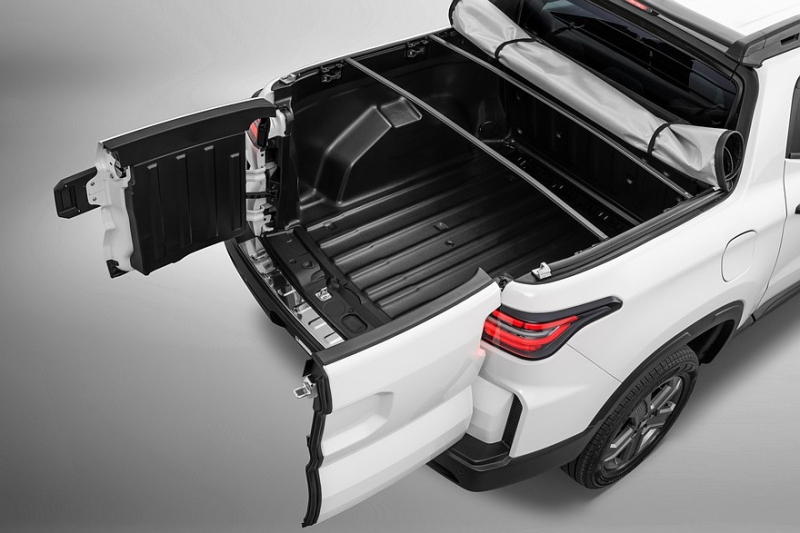 Представлен обновлённый пикап Fiat Toro: внушительнее, но не особо богаче