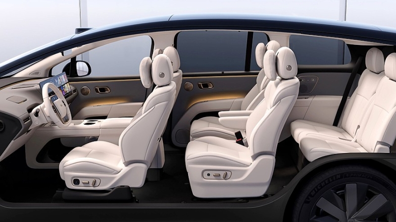 Провал и скандал: Li i8 подешевел всего через неделю после дебюта на фоне слабых продаж