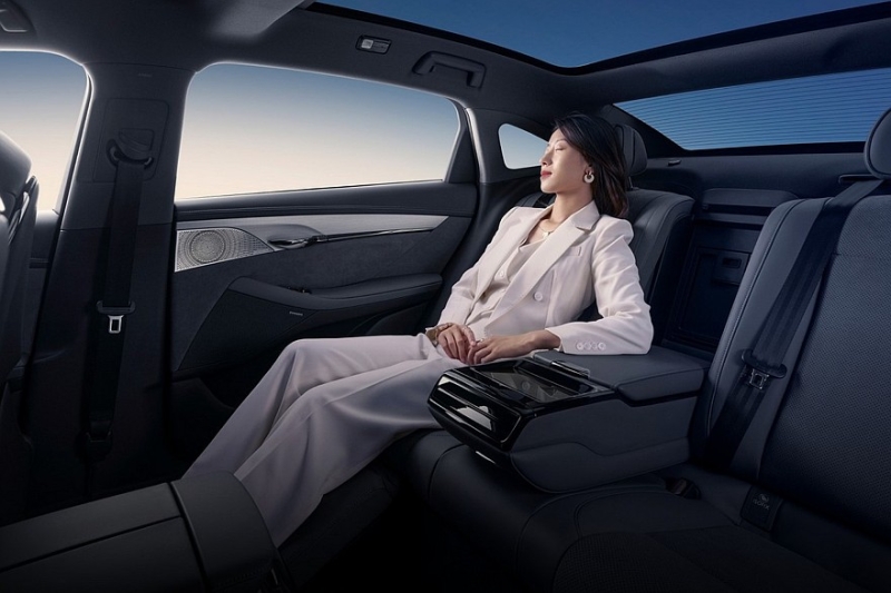 Седан Voyah Passion L готовится к дебюту: больше и роскошнее