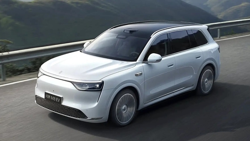 Ставший хитом гибридный кроссовер AITO M8 обрёл чисто электрическую версию