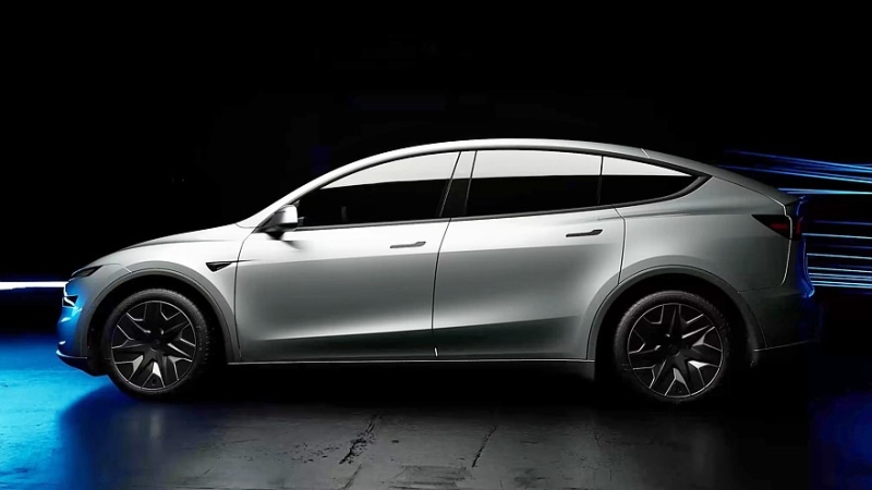 Теперь горбатый: кроссовер Tesla Model Y обрёл в Китае распухшую версию L