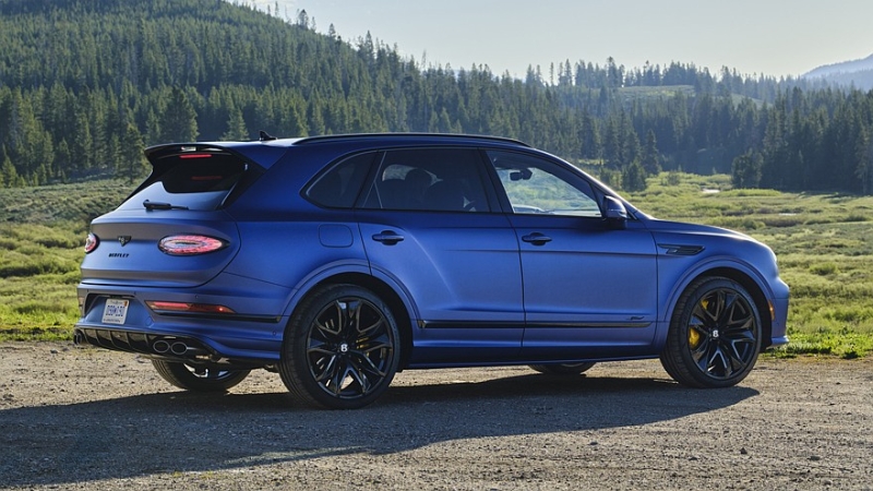 Bentley намерена последовать примеру Porsche и оставить своим моделям ДВС