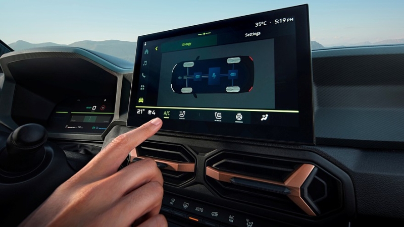 Dacia Duster и Bigster получили гибридный полный привод: 48 вольт, бензин и газ