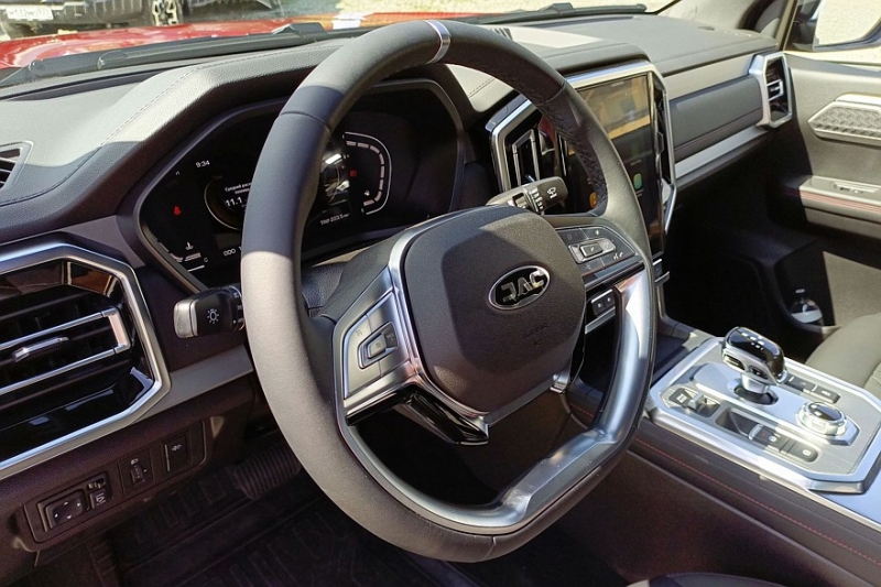 Флагманский пикап JAC T9 с дизелем обзавёлся российским ценником
