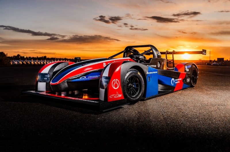 Инженеры и студенты Московского Политеха раскрывают секреты создания спортпрототипа FDR12