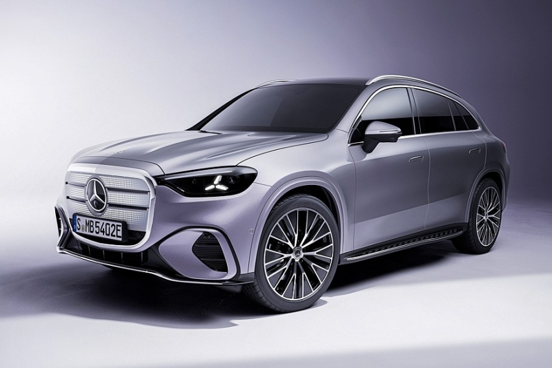 Mercedes-Benz GLC with EQ Technology: 800 вольт, пиксельный «гриль» и фоторамка в «базе»