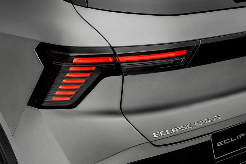 Новый Mitsubishi Eclipse Cross на базе Renault стартует с топовой начинкой
