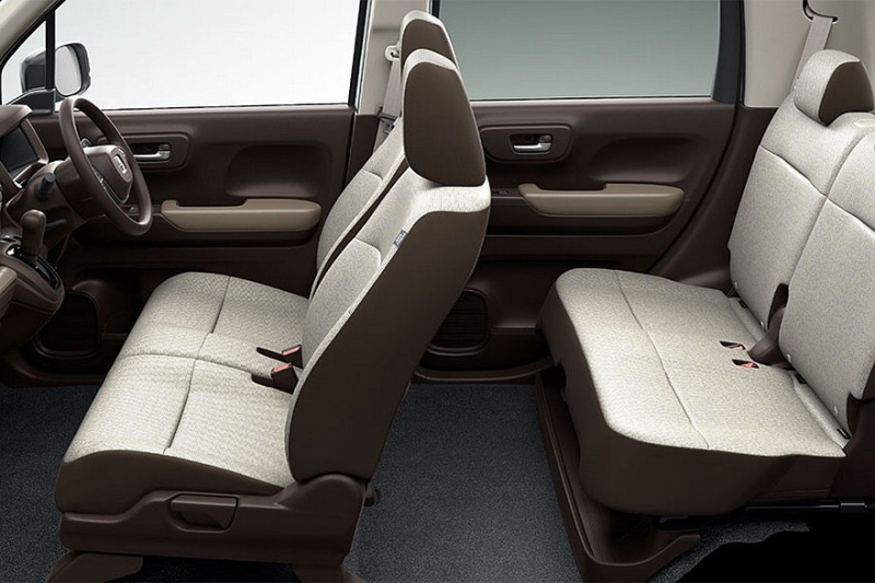 Обновлён теряющий покупателей компакт Honda N-WGN