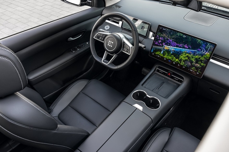 Обновлённый кроссовер Evolute i-Space: оснащение и цены