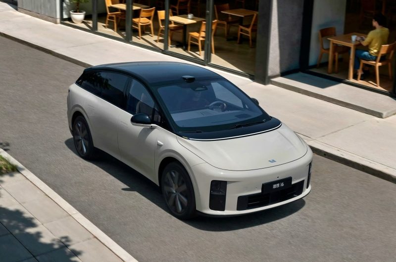 То же яйцо, только поменьше: младший кроссовер Li i6 готовится к выходу на рынок