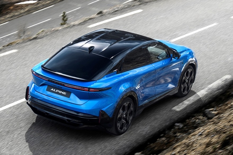 Alpine A390 готовится к старту продаж: цены ниже, чем у Porsche Macan, но всё равно дорого