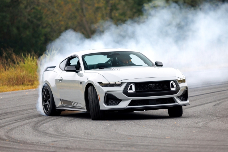 Ford Mustang RTR: долгожданный заводской дрифт-кар для молодых и дерзких