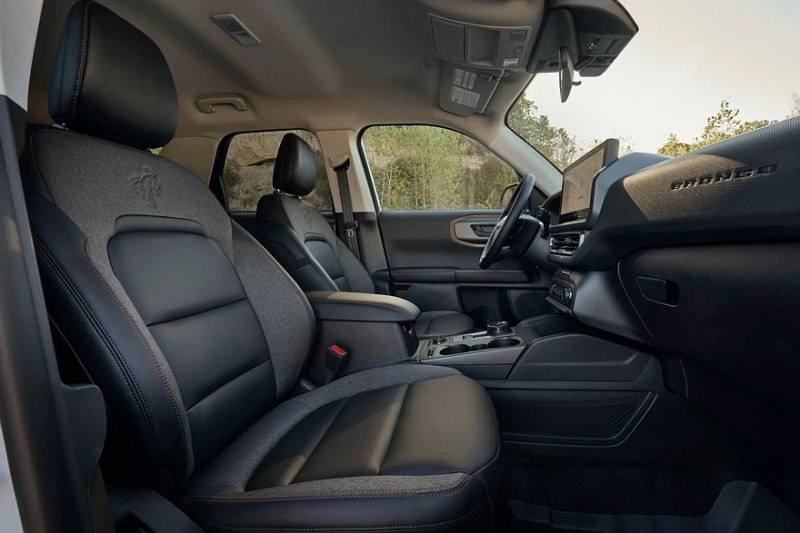 Кроссовер Ford Bronco Sport обзавёлся бронзовой версией