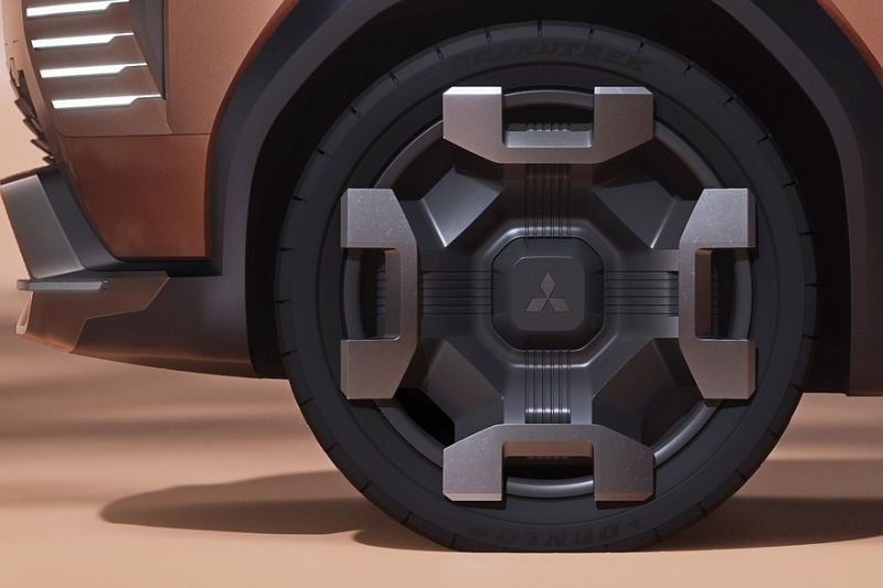 Кроссовер Mitsubishi Elevance: сенсоры, искусственный интеллект и электрический полный привод