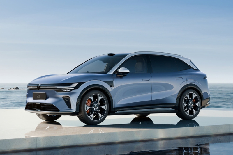 Кроссовер Zeekr 7X обновлён через год после запуска: больше комфорта, мощности и запаса хода