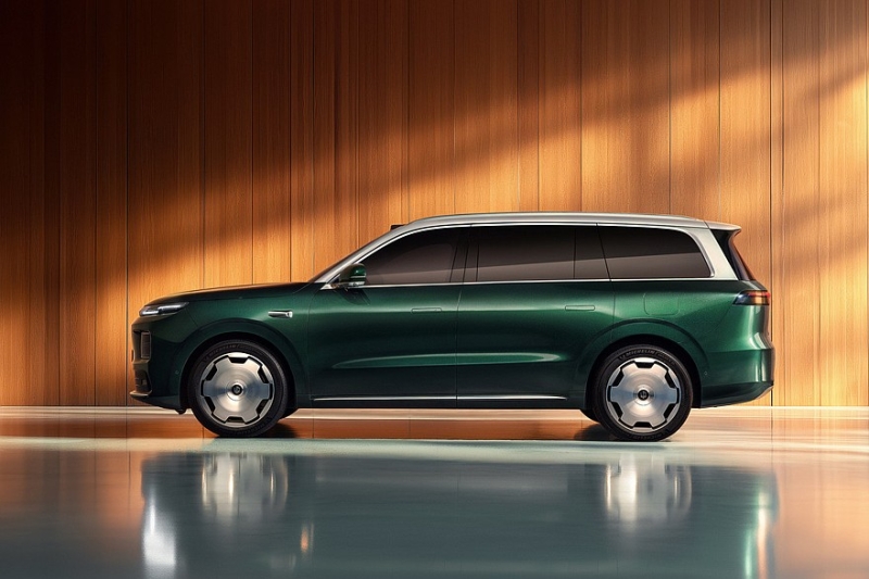 Leapmotor D19 вклинится в ставший тесным сегмент роскошных больших кроссоверов