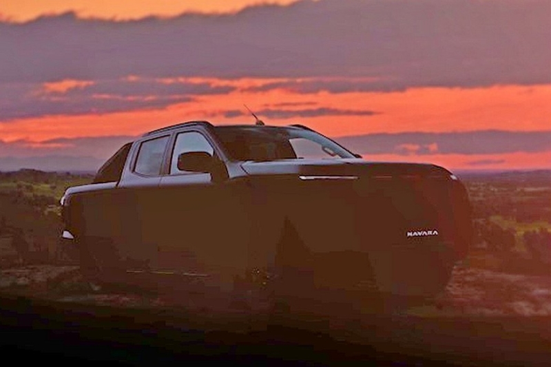 Новый пикап Nissan Navara на базе Mitsubishi L200: официальные кадры и дата премьеры