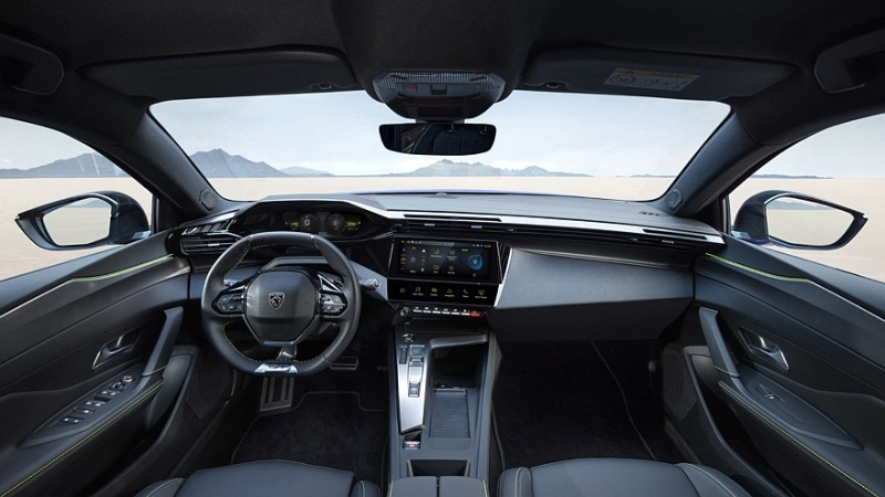 Обновлённый Peugeot 408: первые изображения