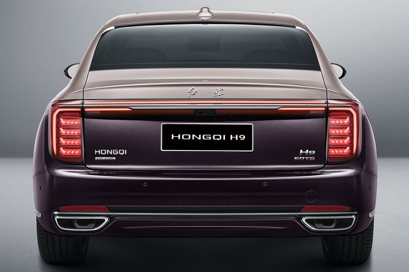 Обновлённый седан Hongqi H9 появился в России: V6 и полный привод