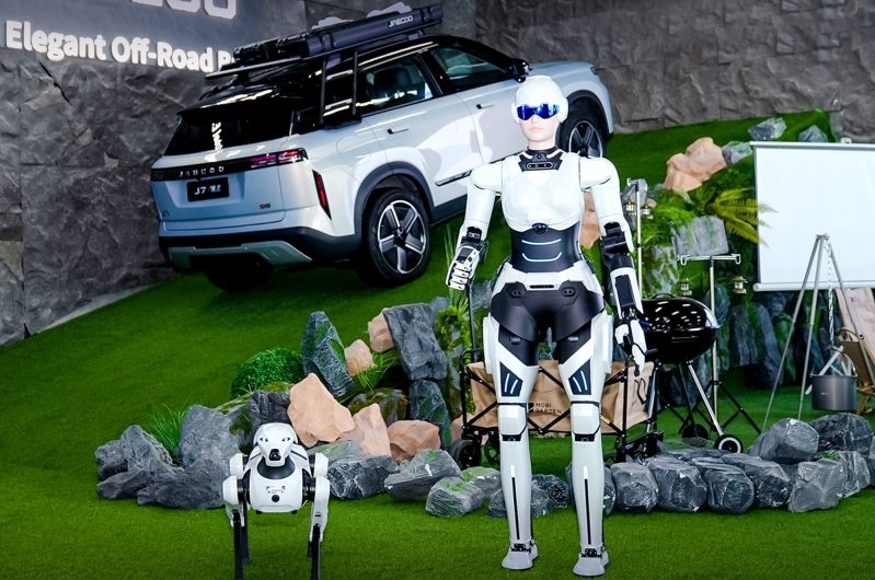 Omoda и Jaecoo показали новую концепцию дилерского центра