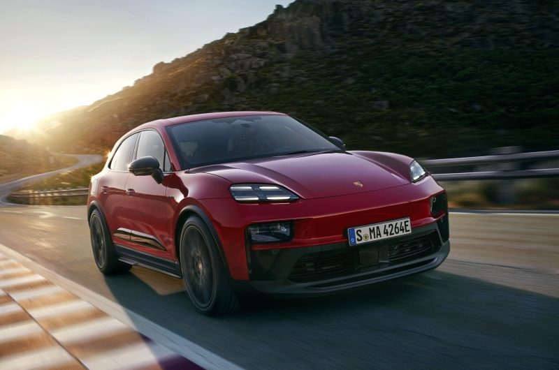 Porsche Macan EV обзавёлся драйверской версией GTS: заниженная подвеска и яркий декор