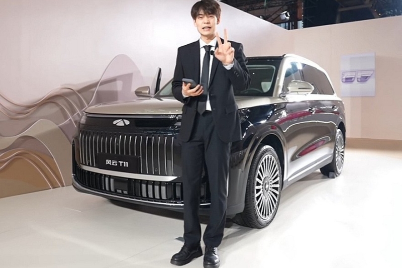 Представлен роскошный кроссовер Chery Fulwin T11. В России он появится под другим брендом