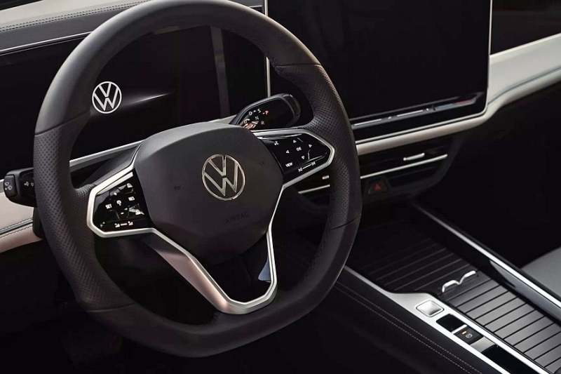 Представлены «другие» новые седаны Volkswagen Jetta и Passat