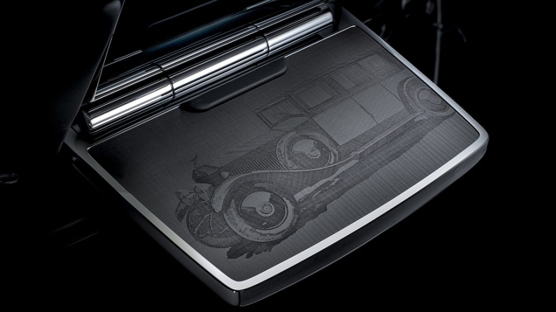 Rolls-Royce подготовил особенный Phantom в честь 100-летия седана