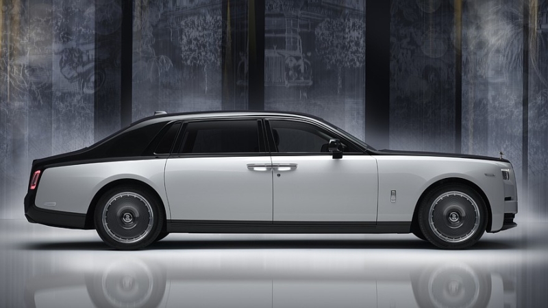 Rolls-Royce подготовил особенный Phantom в честь 100-летия седана