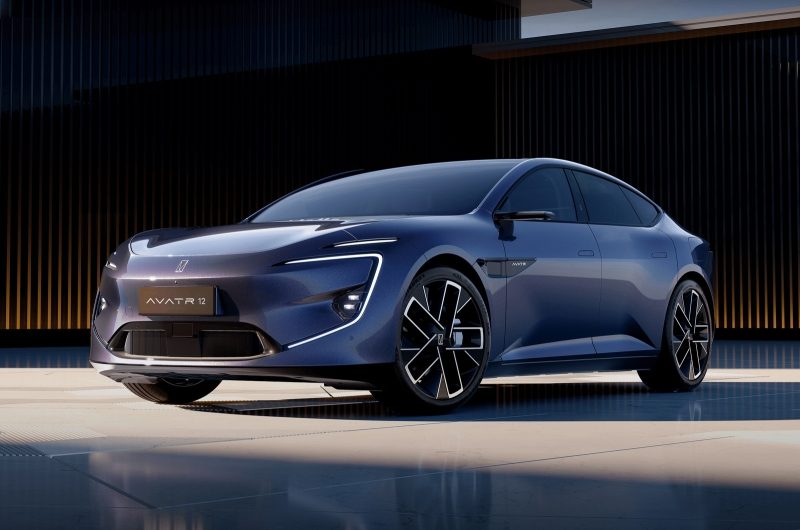 Роскошный седан Avatr 12 выйдет на российский рынок до конца 2025 года