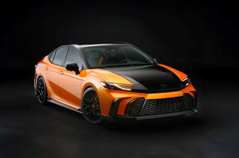 Toyota Camry GT-S: заниженная подвеска, мощные тормоза, яркий декор и слабый мотор