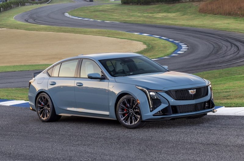 У седана Cadillac CT5 всё-таки будет преемник с двигателем внутреннего сгорания