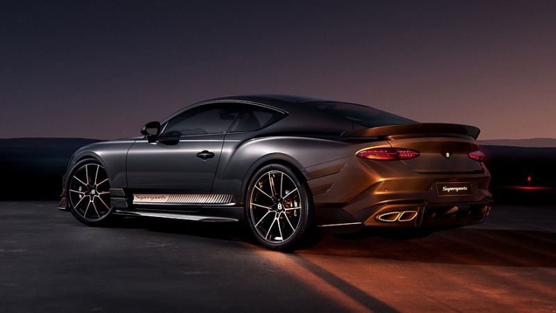 Bentley Continental GT Supersports: скромный вес, «чистый» 666-сильный V8 и задний привод