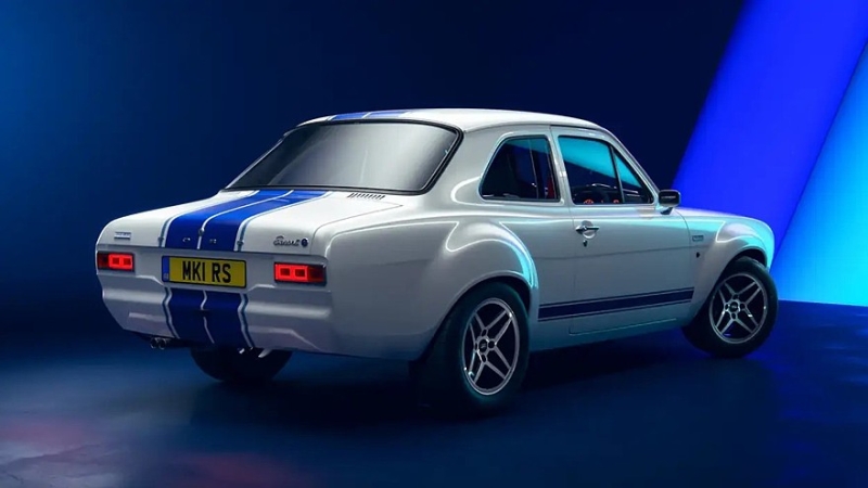 Двигатель нового Ford Escort Mk1 RS: атмосферник объёмом 2,1 л, 330 л.с. при 10 000 об/мин