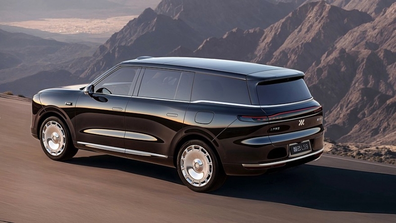 Флагманский гибридный кроссовер IM LS9 выходит на рынок в двух версиях