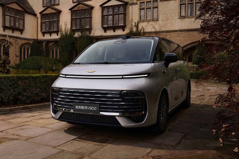 Geely Galaxy V900 готовится к старту продаж: минивэн уже установил необычный рекорд