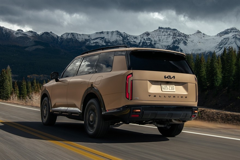 Кроссовер Kia Telluride в новом поколении перешёл с V6 на турбочетвёрку