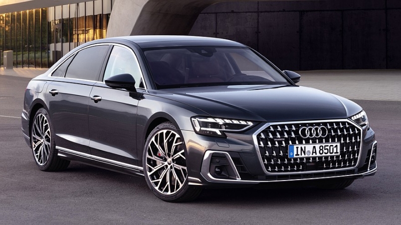 Новая Audi A8: какой она может быть