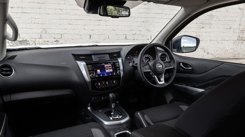 Новый Nissan Navara: первые изображения