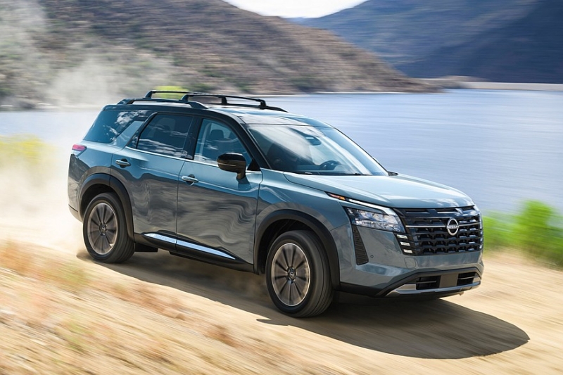 Представлен рестайлинговый Nissan Pathfinder: улучшенное оснащение и старый мотор