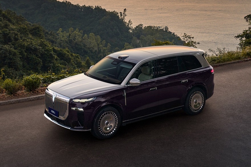 Роскошный кроссовер Voyah Taishan: успешный старт в Китае и премьера версии для России