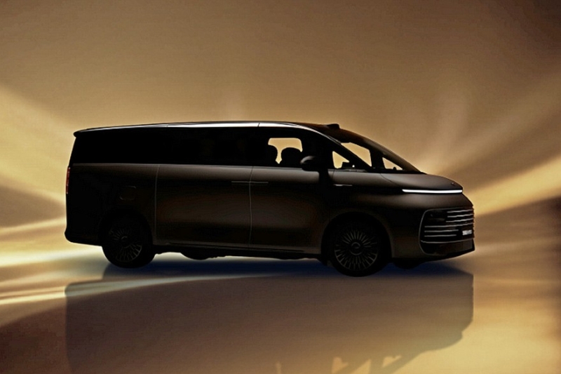 Роскошный минивэн Geely Galaxy V900 показался на первых официальных кадрах