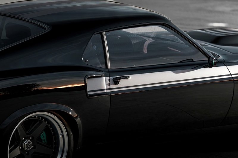 Тачка криминального босса: роскошный Ford Mustang Kingpin от Ringbrothers