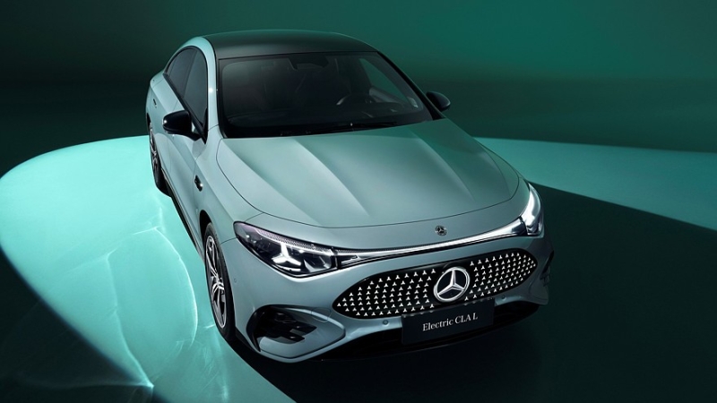 Удлинённый китайский Mercedes-Benz CLA L выходит на рынок без полного привода